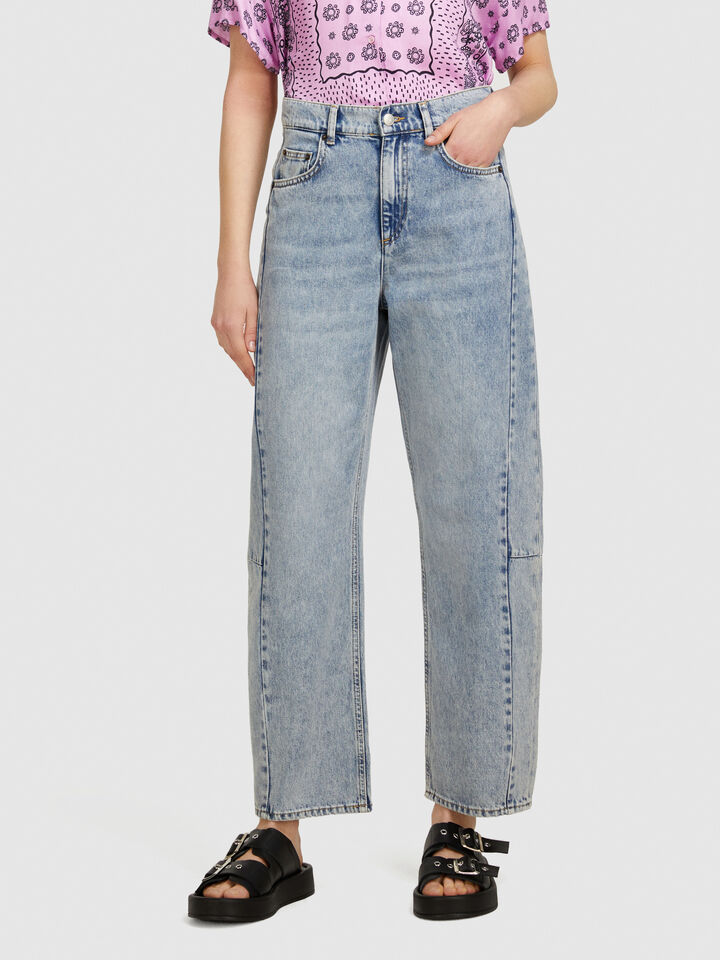 Barrel leg jeans - women's carrot fit jeans - Light Blue | Sisley image number 4
